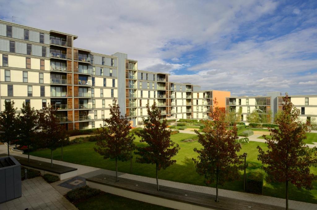 City Apartments Milton Keynes Exterior photo
